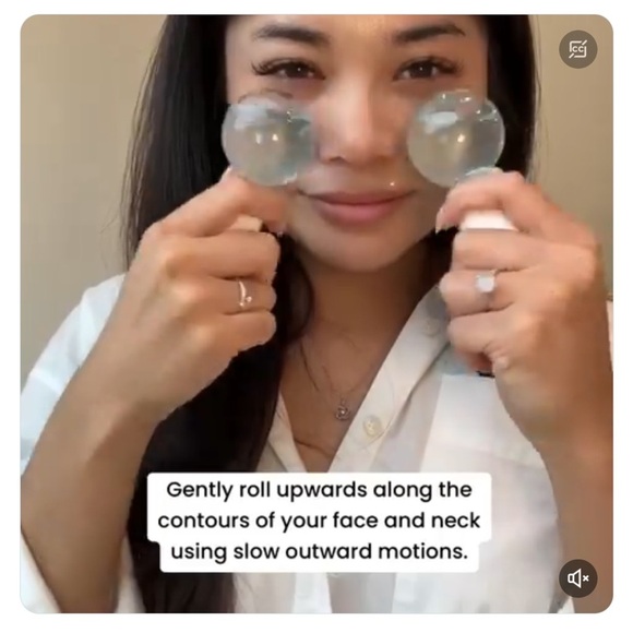 Norwex Cooling Facial Globes Gift Set with Illuminating Oil NEW giftable - Picture 8 of 8